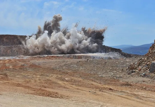 lime stone blasting, exploding